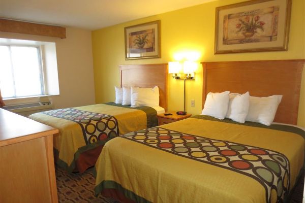 Americas Best Value Inn (Lawrence)